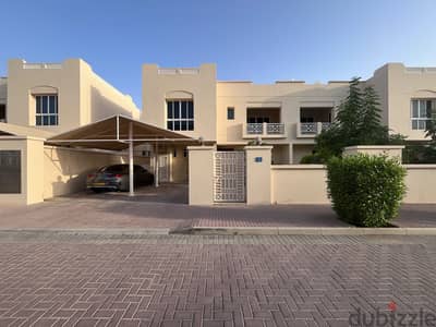 4 BR Spacious Villa in a Beachside Compound in Azaiba