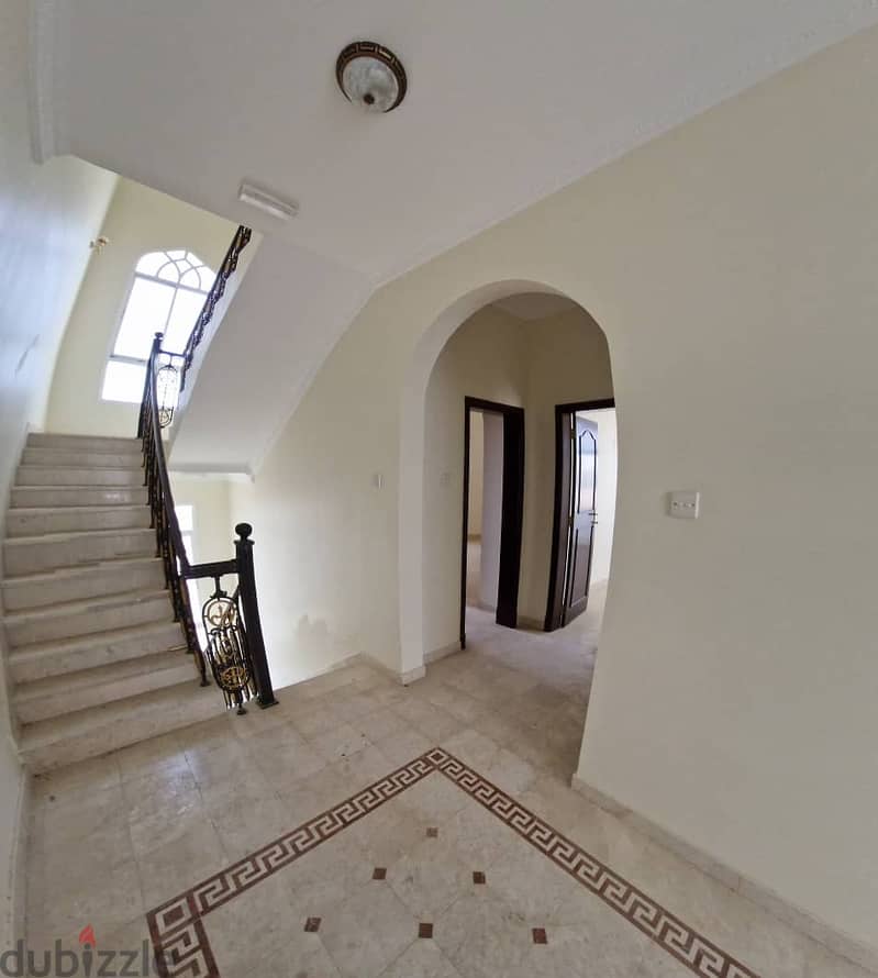 Spacious 4-Bedroom Villa for Rent in Qurum | UMV13 4