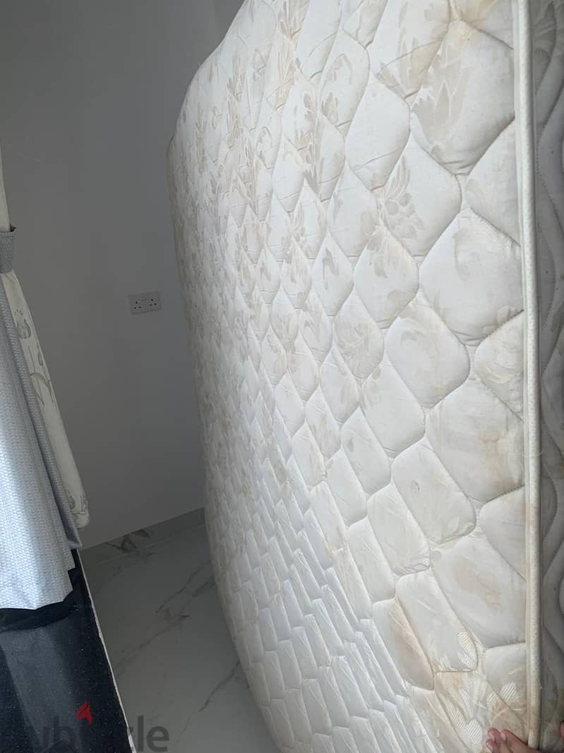 King size Mattress for sale for your comfort 1