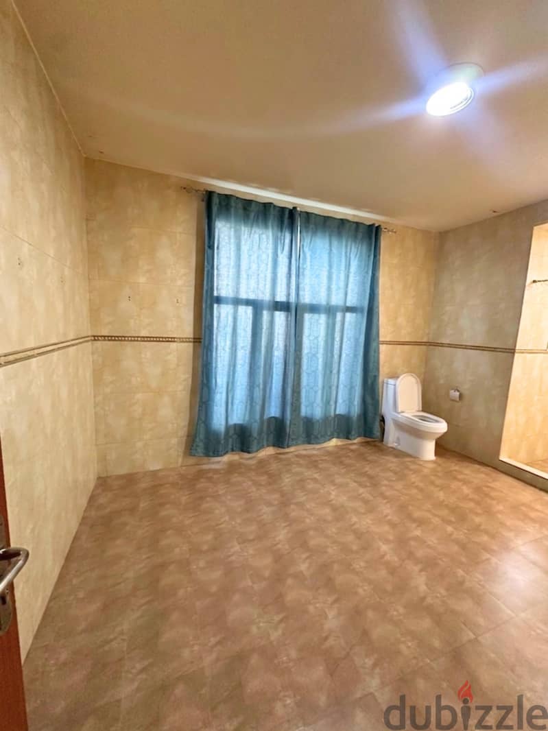 Flat for Rent in South Al Mawaleh SR- ND-1626 6