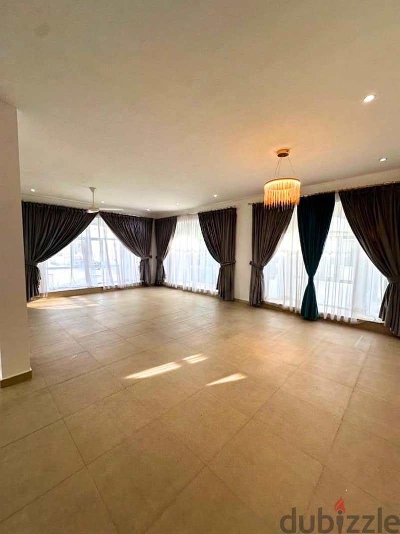 Flat for Rent in South Al Mawaleh SR- ND-1626 12