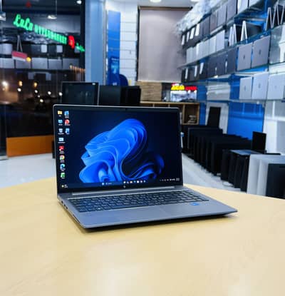Hp ZBook 15 G8 Workstation i7 11th Gen Ram 16GB SSD 512GB 4GB Nvidia