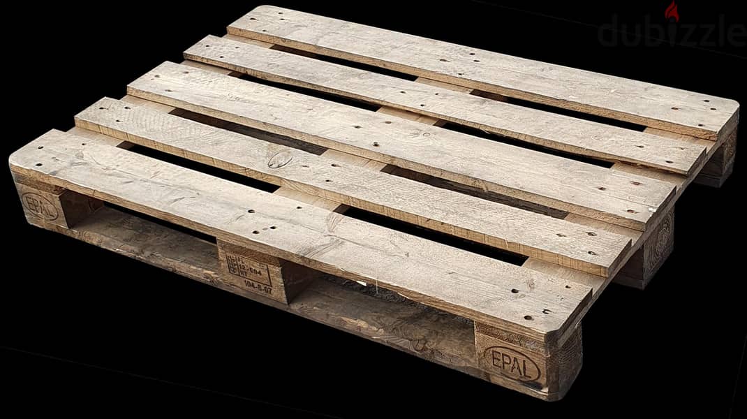 wood and plastic pallet available 13