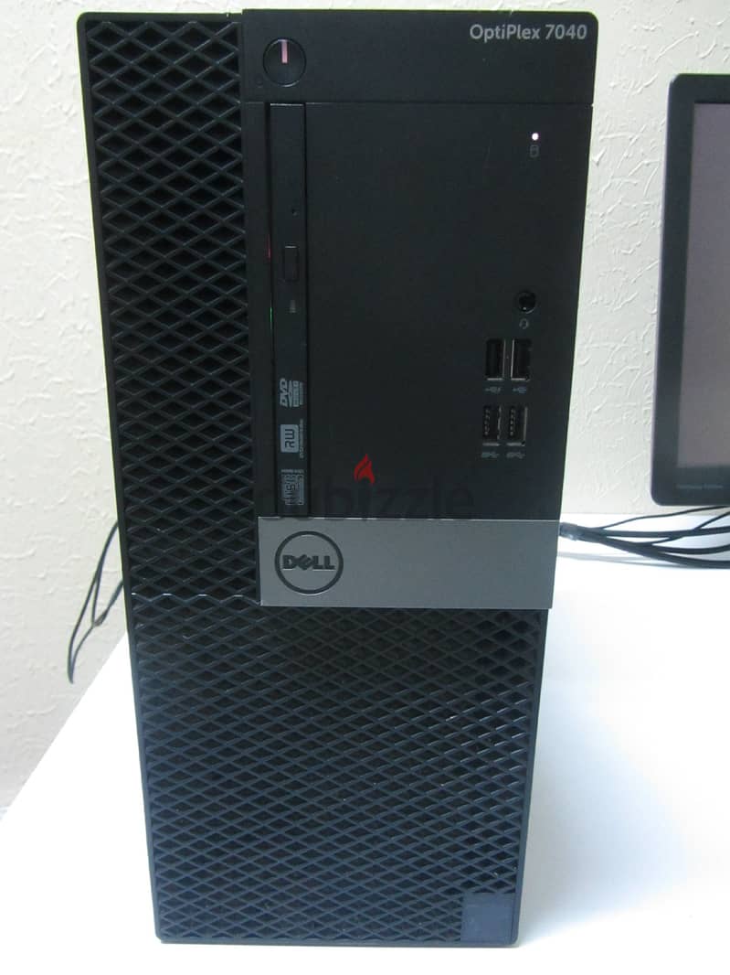 PC : I5 6500 TE + GTX1050Ti + 8GB RAM 1