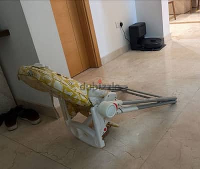 طاوله طعام الاطفال