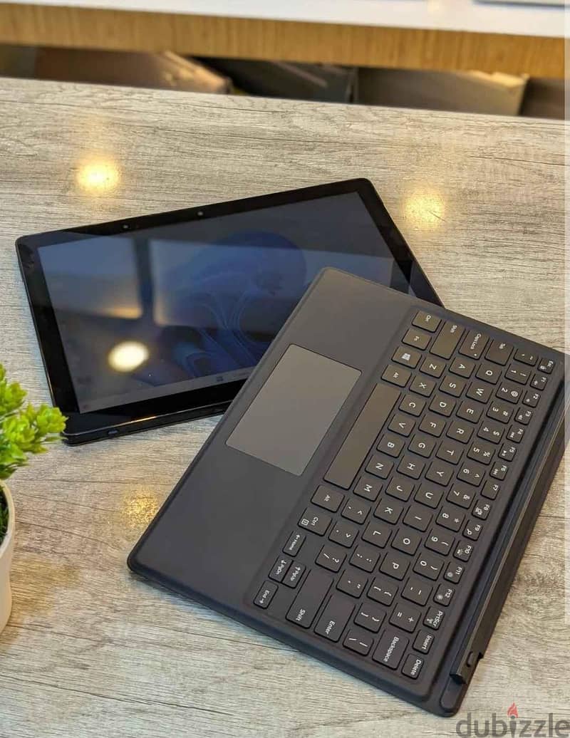 Dell Latitude E-5290 2 in 1 2
