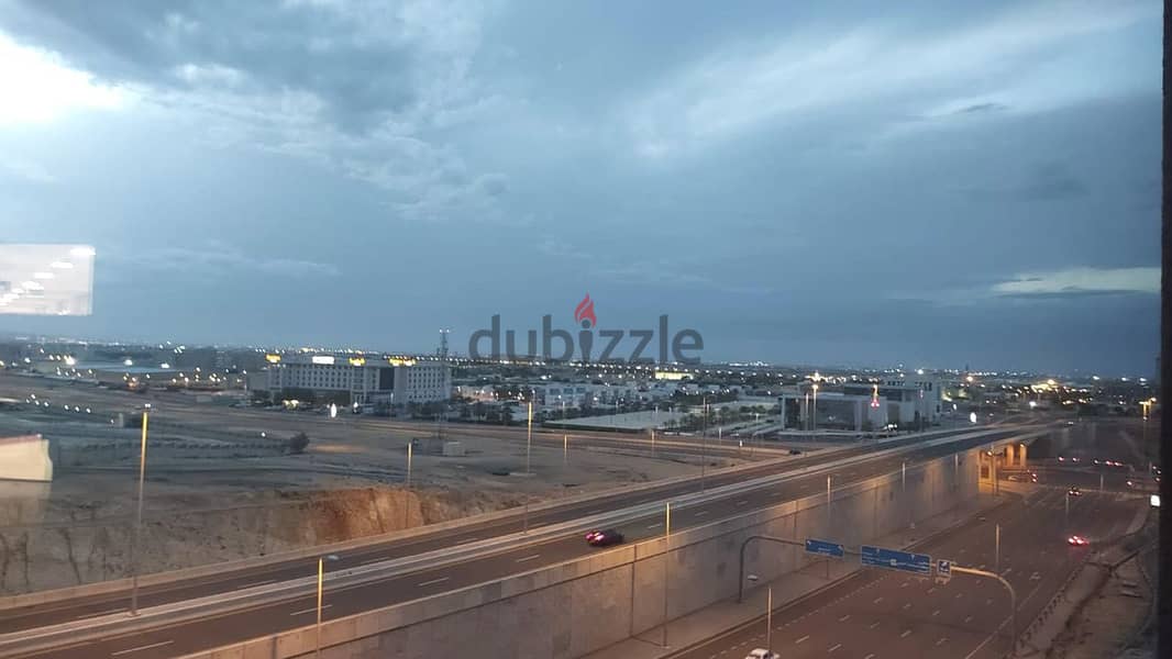 EXCLUSIVE OFFICE SPACE FOR RENT - MUSCAT HILLS! 3