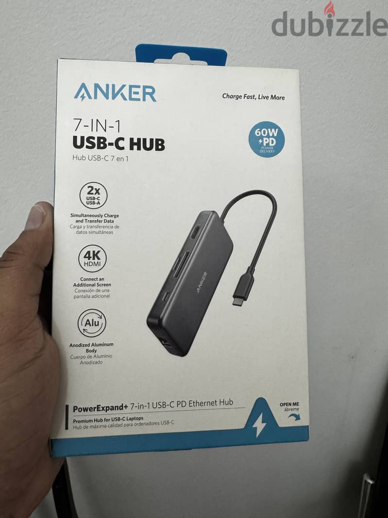 Anker 7 in 1 USB - C Hub 1