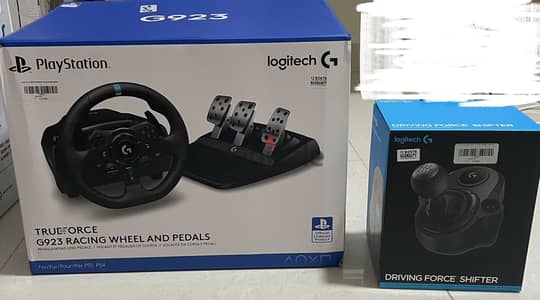 Logitech G 923 Racing Wheel and pedals + Driving Force Shifter