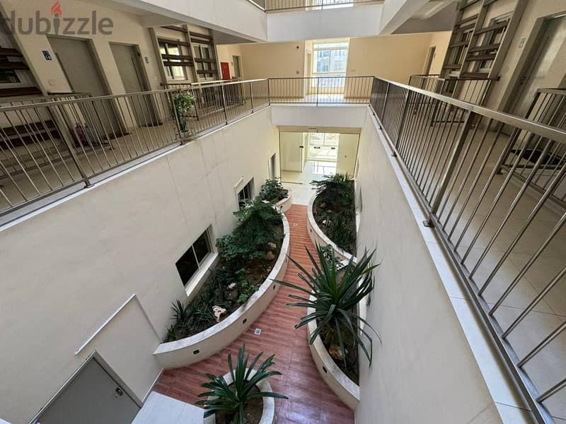 2 BR Elegant Apartment in Azaiba – Rooftop Pool Access 3