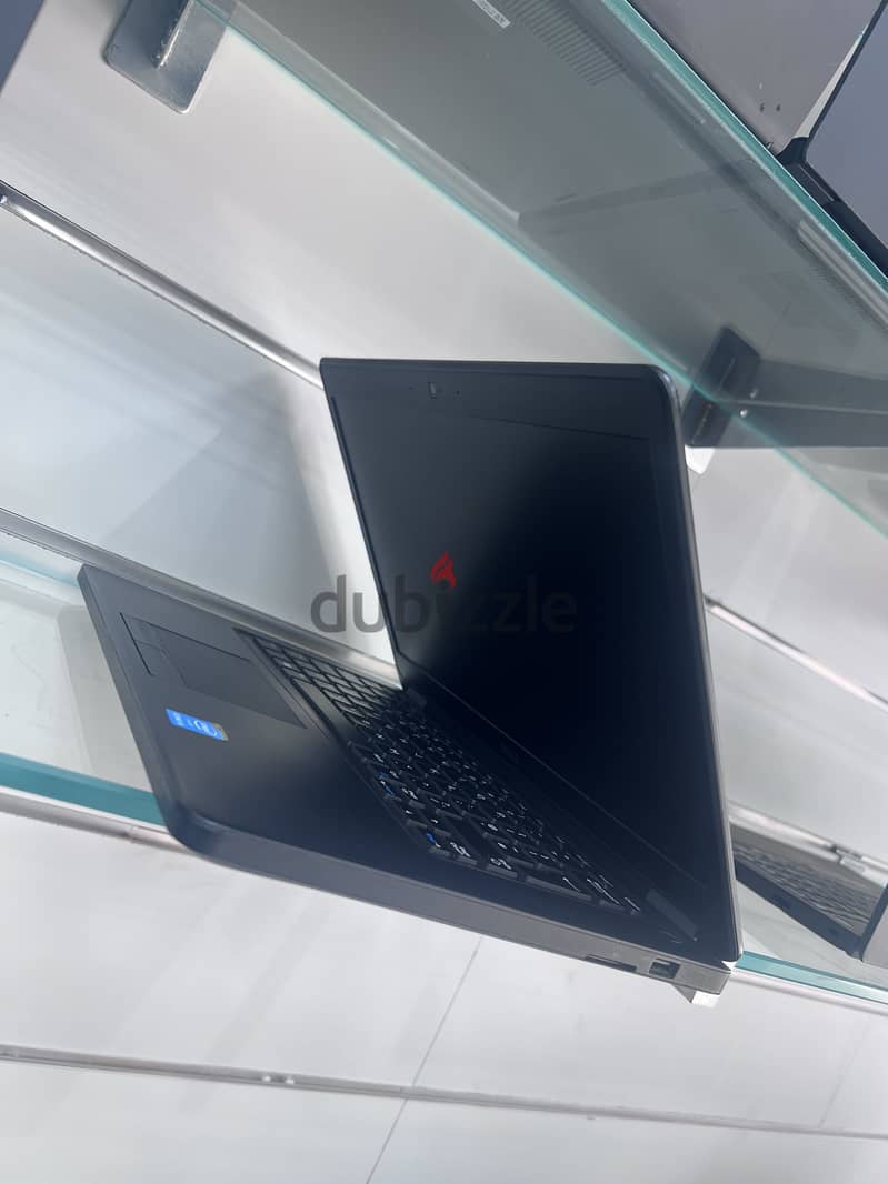 Core i5 dell laptop ram 8 gb Hdd 500 gb windows 10 1