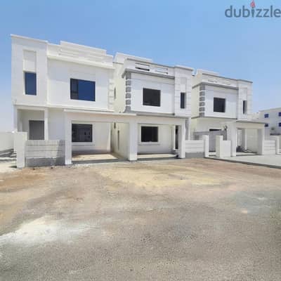 Middle Villa for Sale in Al Khoudh 6 SR- HS- 172