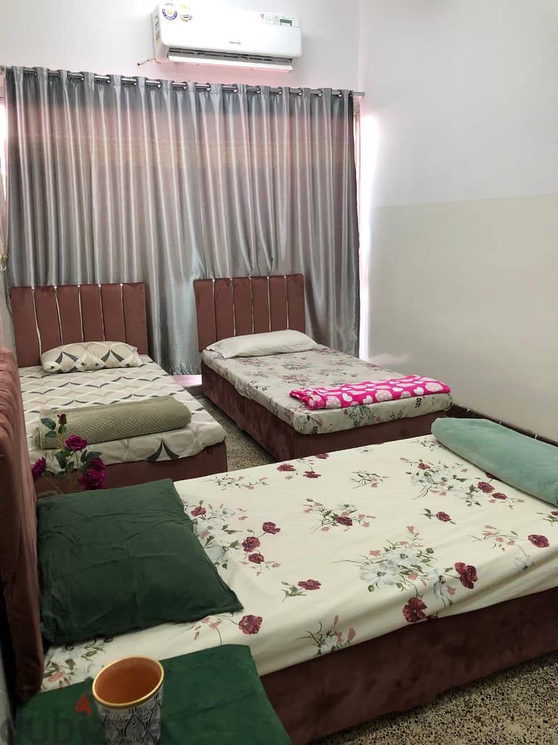 BEDSPACE AND SHEARING ROOM AVAILABLE FOR RENT ONLY FOR LADIES 9