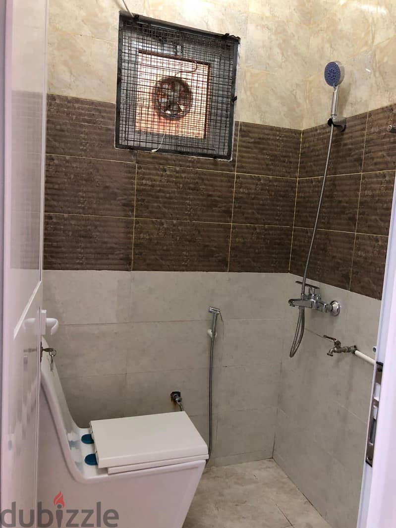 BEDSPACE AND SHEARING ROOM AVAILABLE FOR RENT ONLY FOR LADIES 13