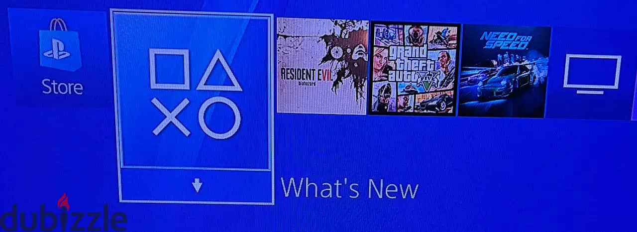 Ps4 slim 1TB with 2 controllers and 3 games in CD form 2