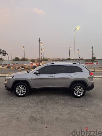 Jeep Cherokee 2017 expat used