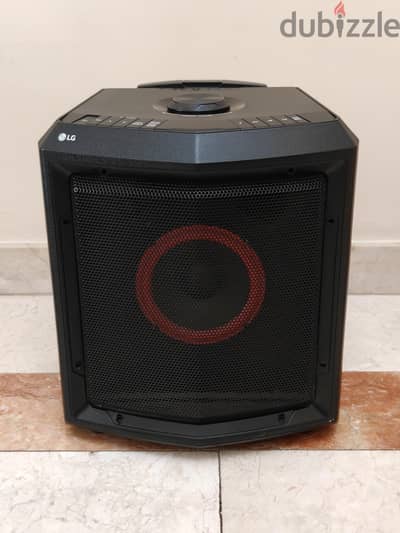 LG FH2 Bluetooth rechargable speaker