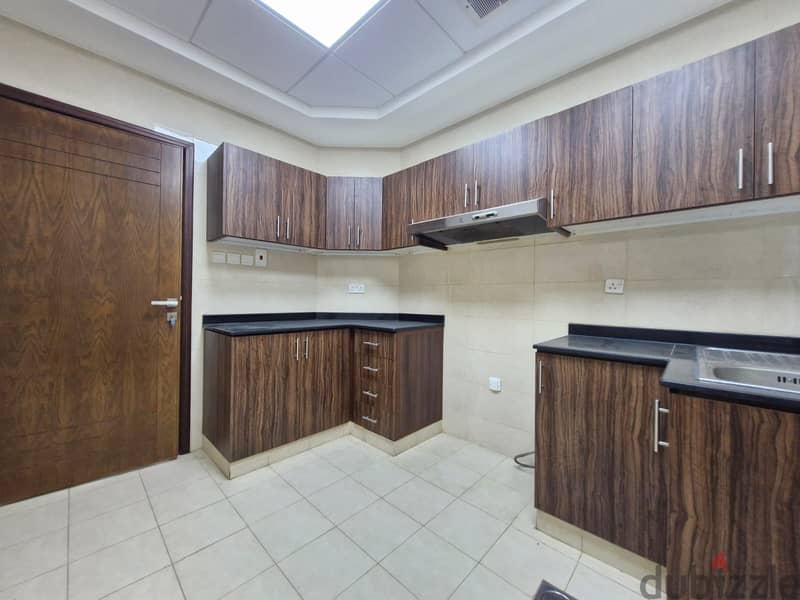 2 bedroom apartment in ruwi  near oman commercial center 11