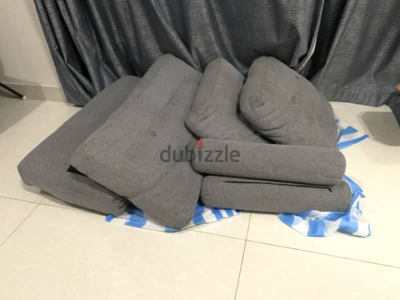 5-Seater Sofa for Sale – in Good Condition 6