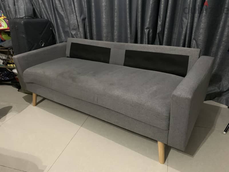 5-Seater Sofa for Sale – in Good Condition 10