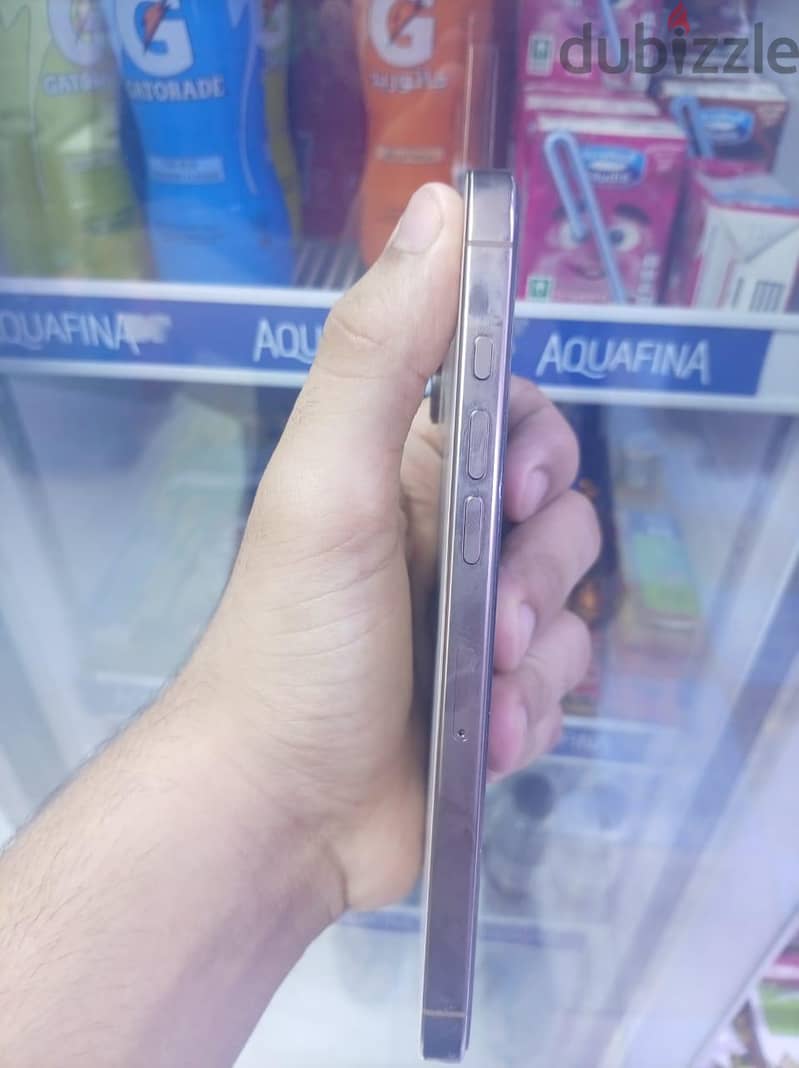 apple i phone 16 pro max 5