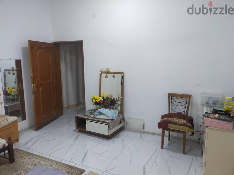 Best Room for Ladies only 1