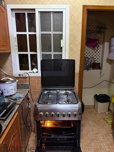 iKon cooking ranger with 4 Burners