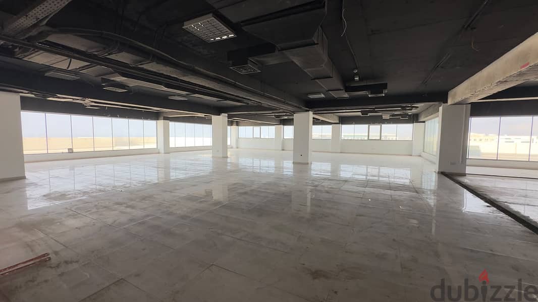 مساحه مفتوحه للإيجار في غلا علي شارع السلطان قابوس مباشر موقع استيراتيجي - Open Spac In Ghala FRent 1