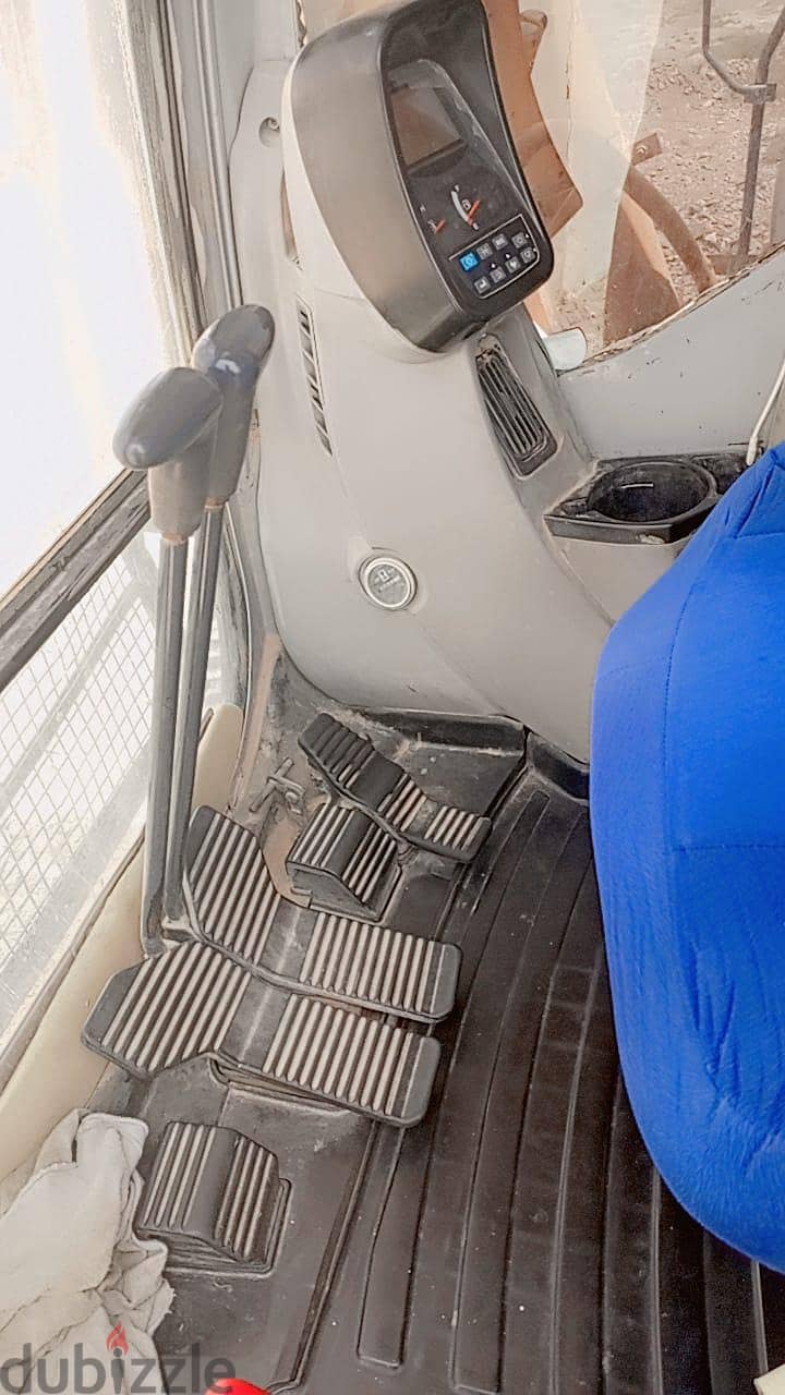 new holland e385b 3