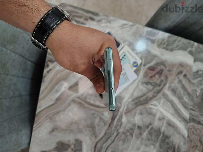 Samsung A73 5G (8GB 256GB) 3