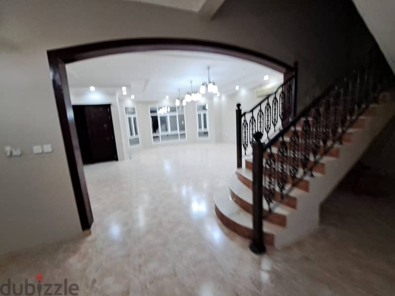 Modern villa near wave and Muzun mall reanable price  good desgin 9