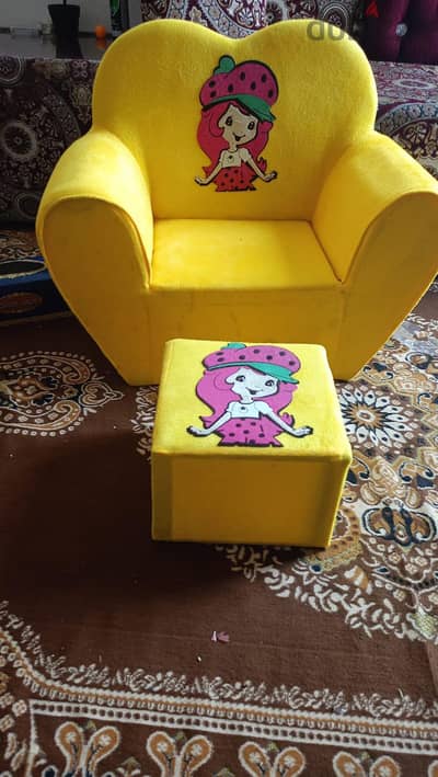 very good condition kids sofa set