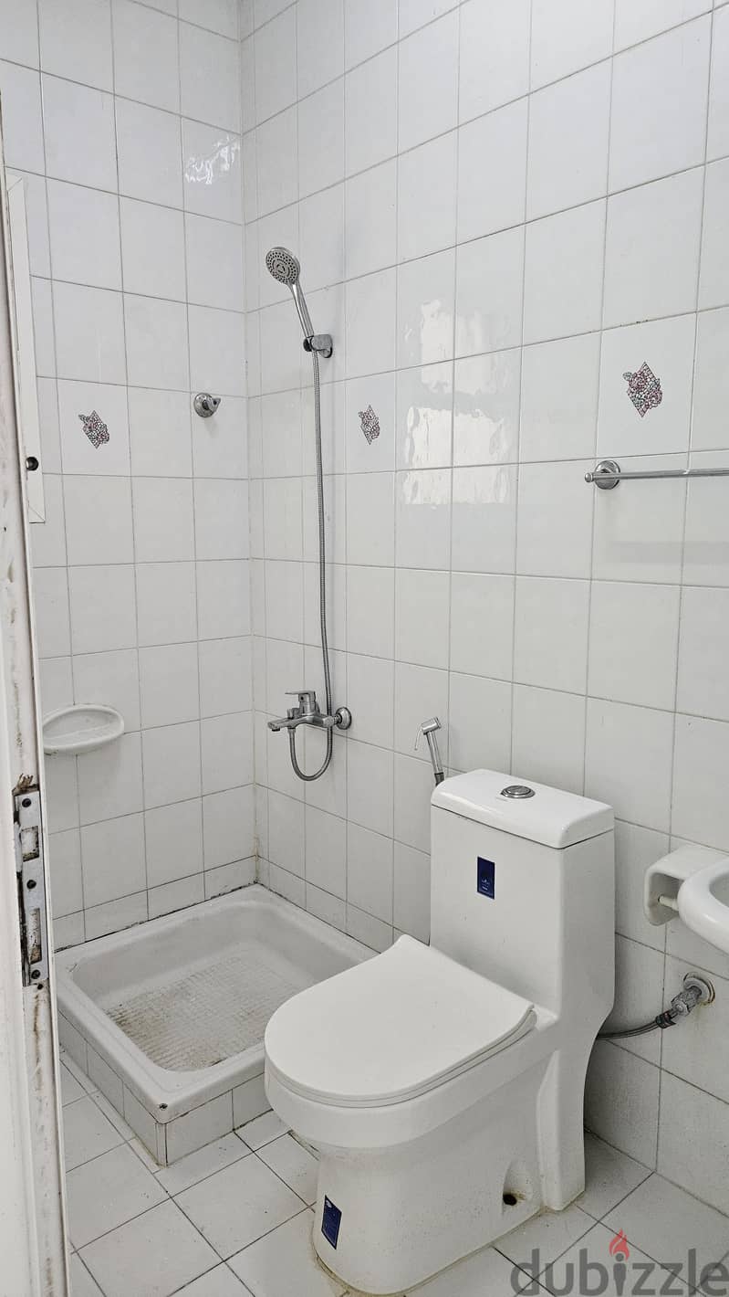clean 2 bedroom apartment with hall and private parking wattaya 5
