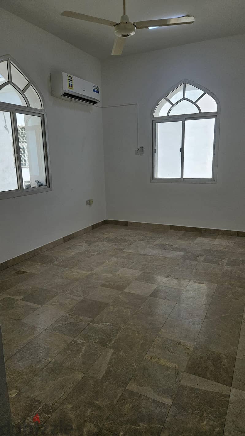 clean 2 bedroom apartment with hall and private parking wattaya 7