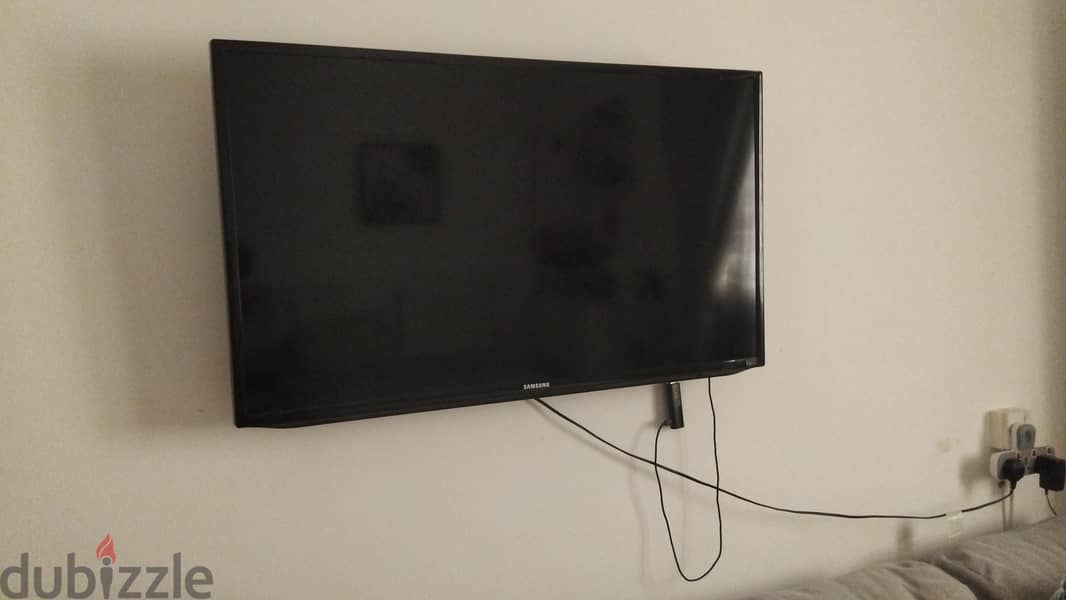 three seater sofa and tv for sale 2