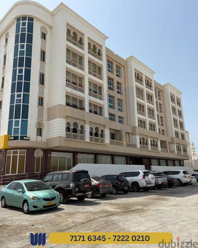 Office for rent in Ghubra - مكتب للأجار في الغبرة