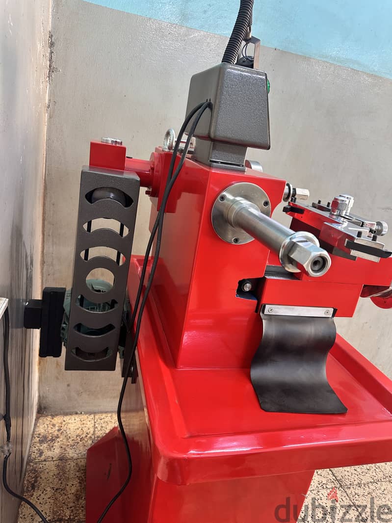 Brake & Drum Cutting Lathe Machine 3