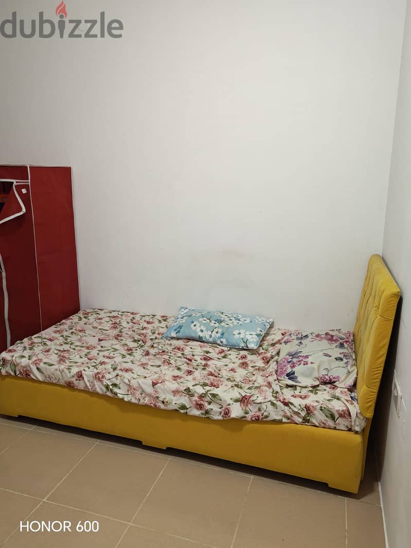 ROOM AVAILABLE IN GHALA 2