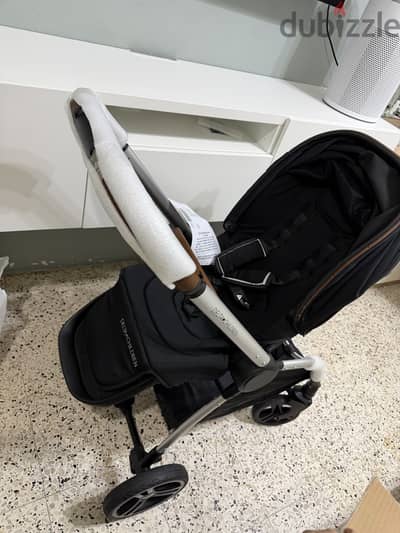 Stroller delta children NEW purchased from “BABIES AND MORE”