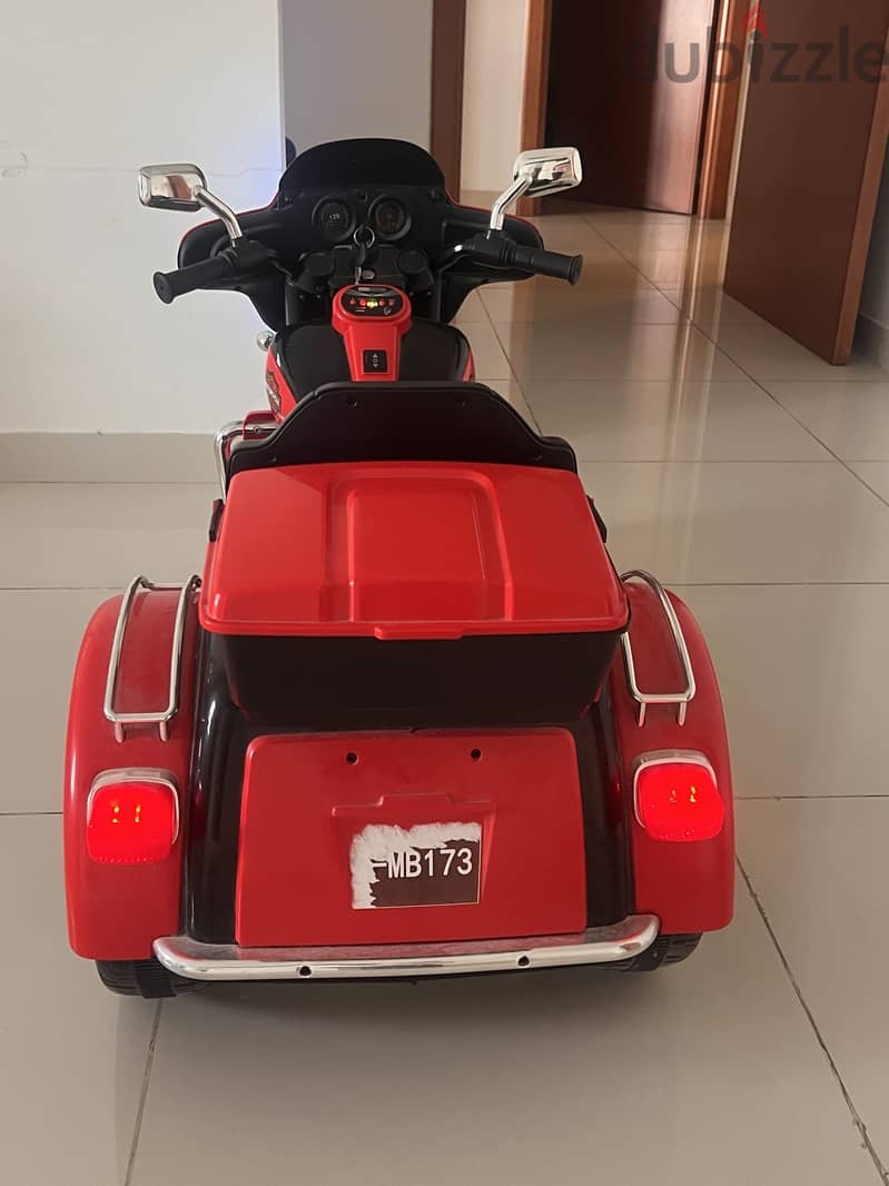 Three wheeler Electric Bike 1
