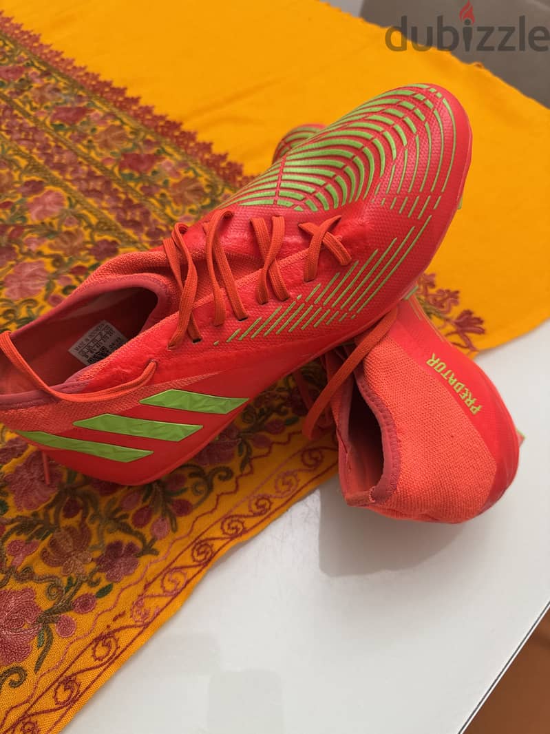 Adidas predators size US - 9, 40% off!!! 2