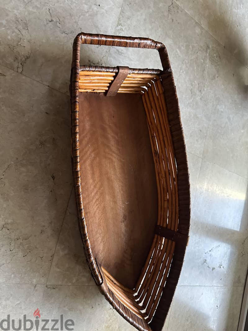 Bamboo’s cane Decorative basket ship shaped 1