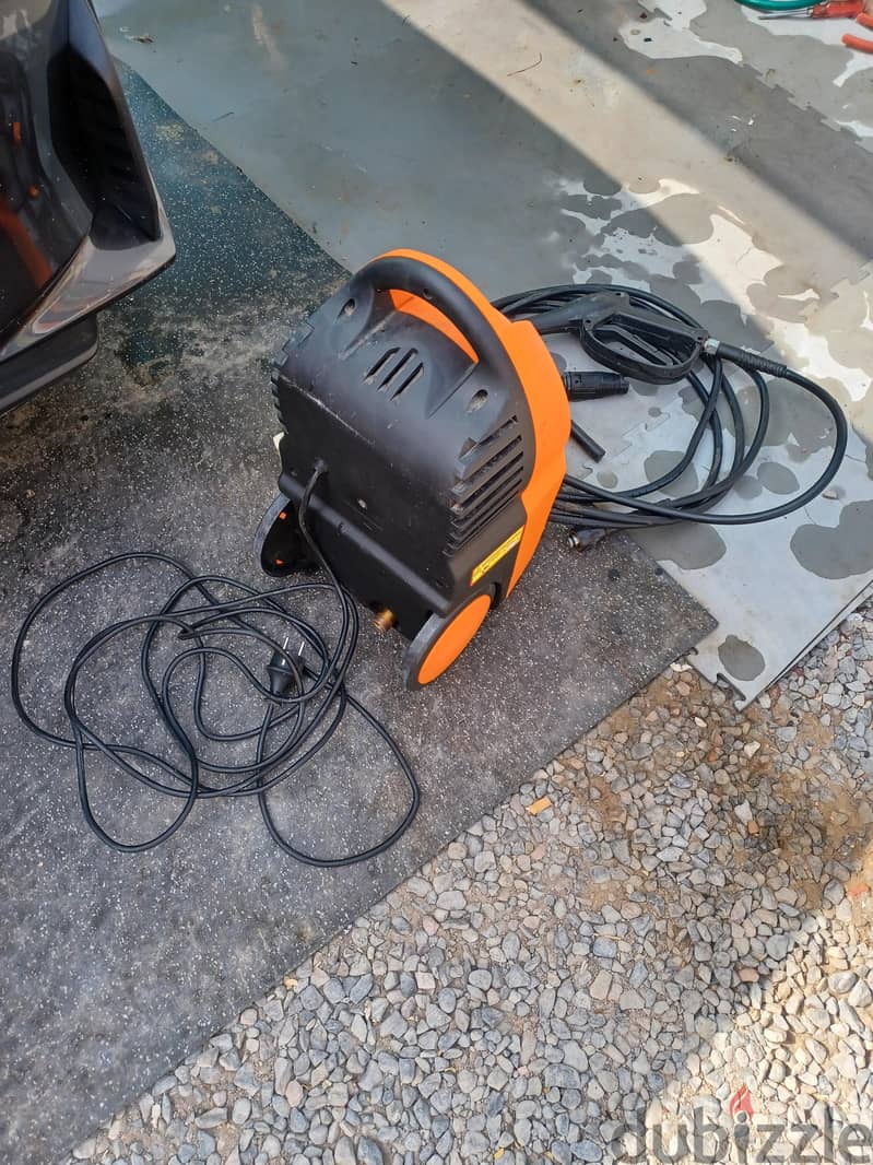 Pressure Washer 2