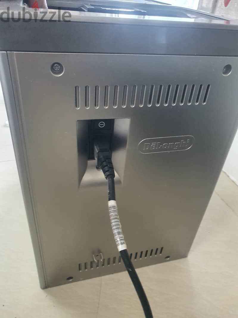 coffee maker. . delonghi & saeco 4