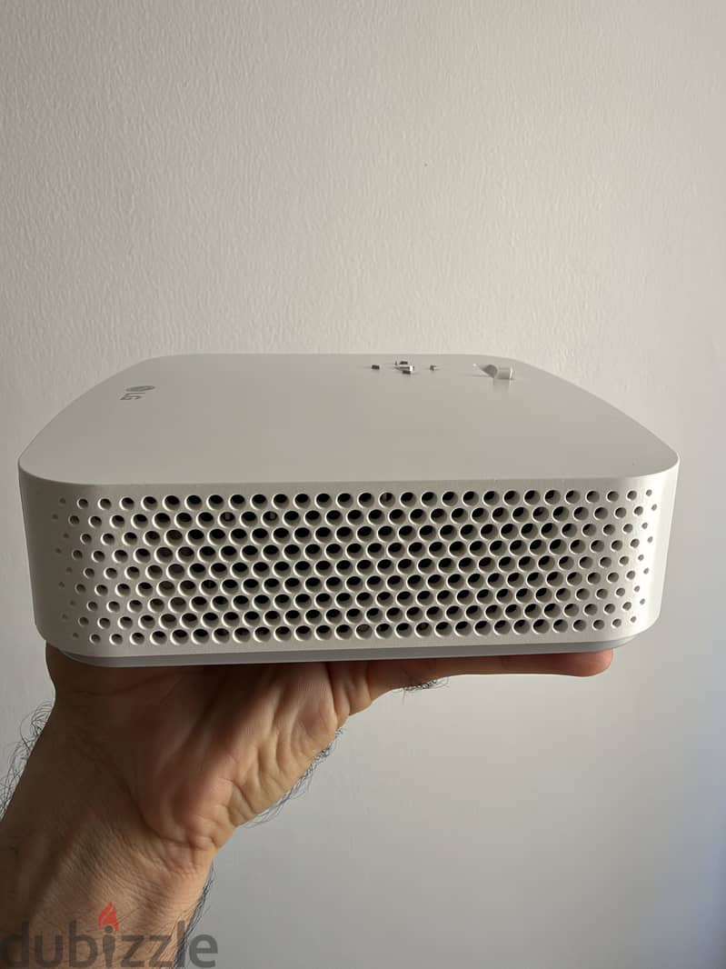 LG PF50KG Full Hd LED Projector 2