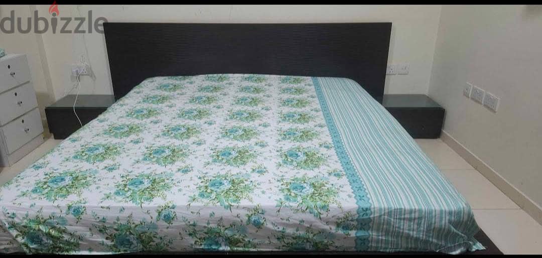 king size bed with side drawers 3