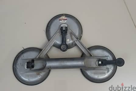 tool for holding glass