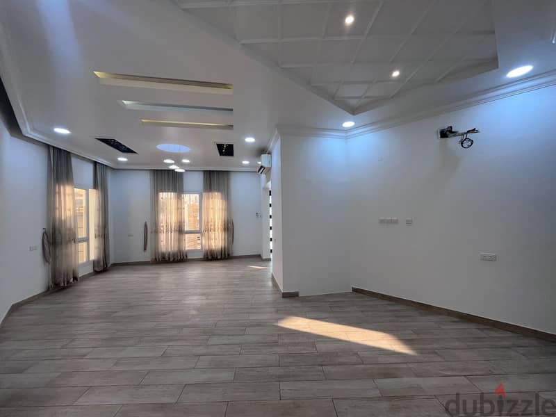 6 BR Well Designed Twin Villa in Al Mawaleh 4