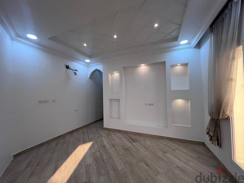 6 BR Well Designed Twin Villa in Al Mawaleh 5