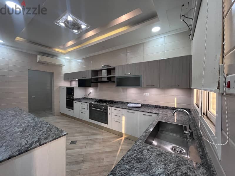 6 BR Well Designed Twin Villa in Al Mawaleh 9